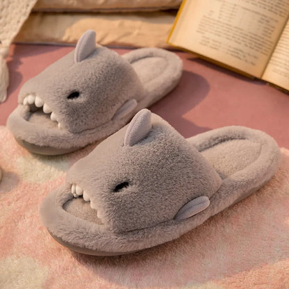 Herbst und Winter Cartoon Hai Pantoffeln